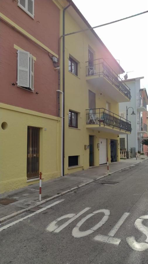 Appartamento Marcella A Due Passi Dal Mare Marcelli Kültér fotó